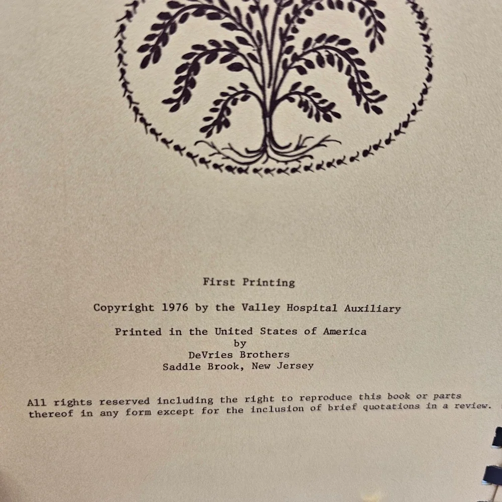 Vintage The Sampler Cook Book Valley Hospital Auxiliary First Printing NJ 1976